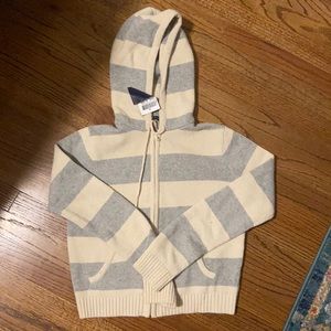 RARE NWT Brandy Melville Cropped Sweater